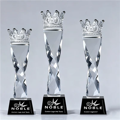 Trofi Mahkota Kristal